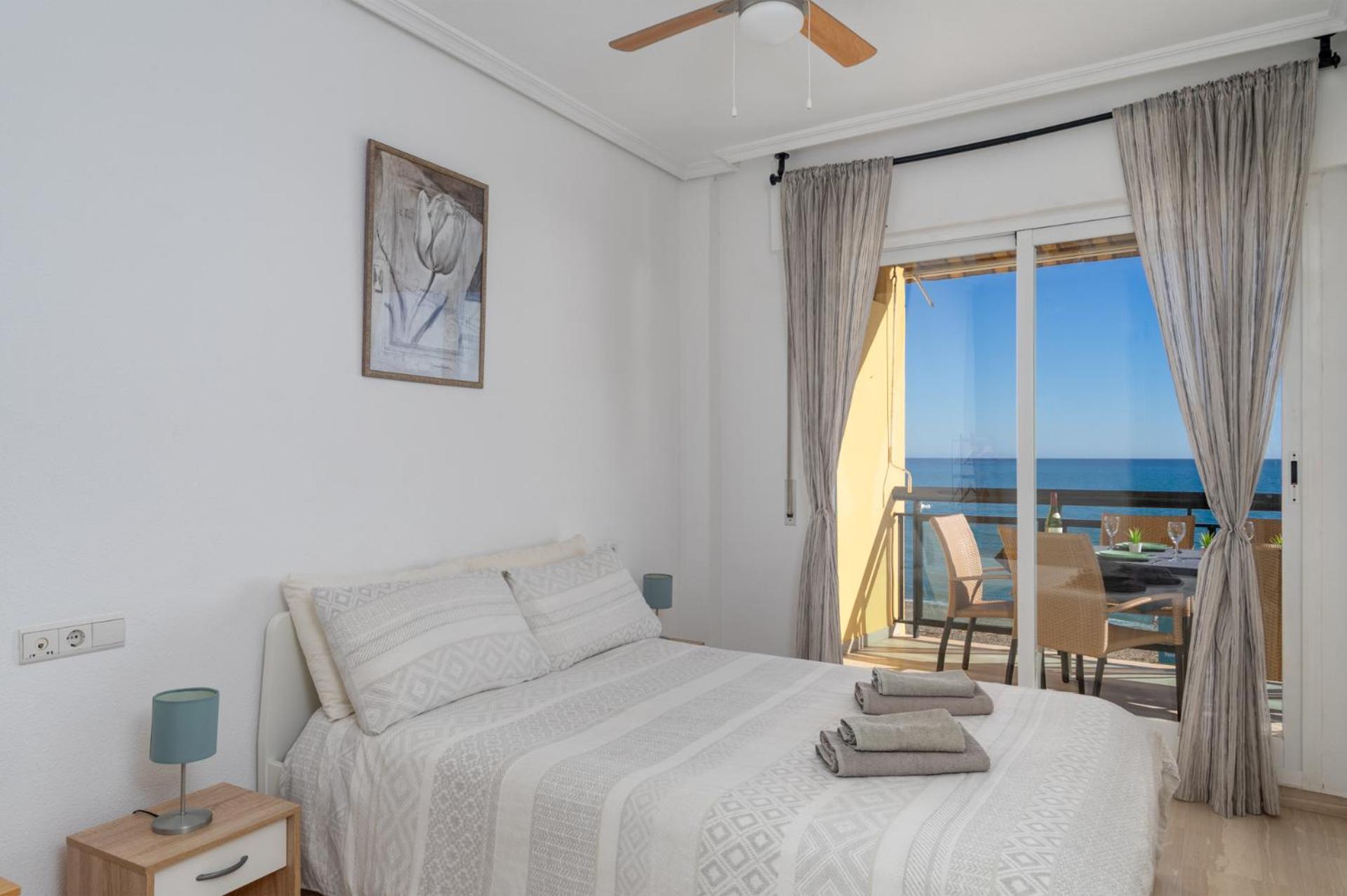 3 Bedroom, Sea Front & Sea View, Plunge Pool Fuengirola Extérieur photo